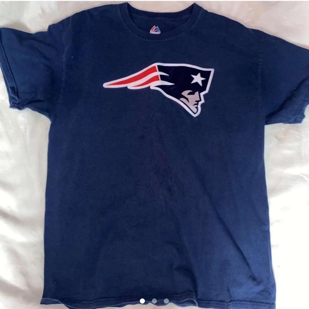 Patriots Patch T-shirt.